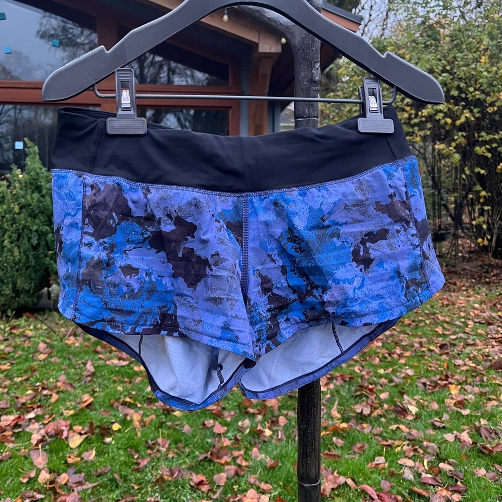 Lululemon Athletica Blue Camouflage Athletic Shorts